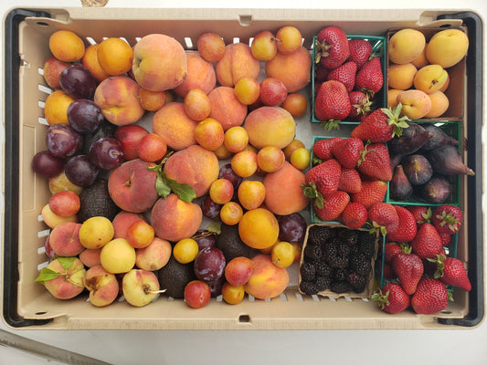 Fruit and Veggies Box